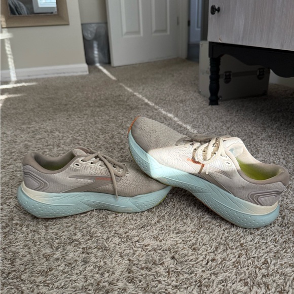 Brooks Women's Glycerin 21 Running Shoes - Picture 3 of 12